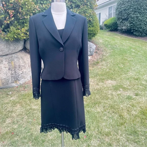 Tahari Arthur S. Levine Elegant Black Dress Suit